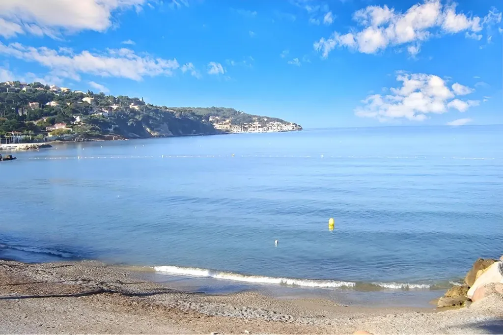 Luxury House with Studio near Beach in Le Pradet