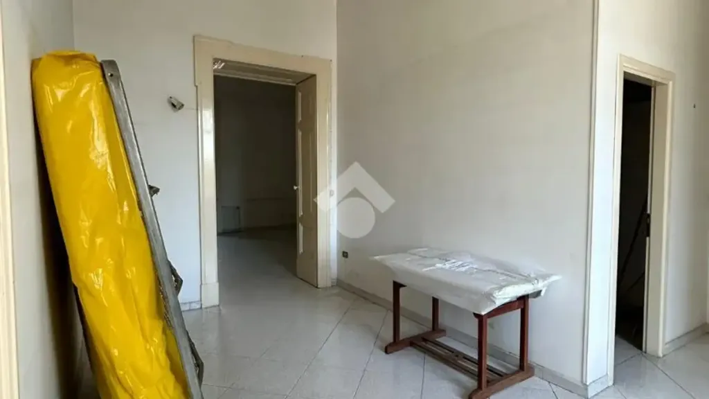 hallway_entrance