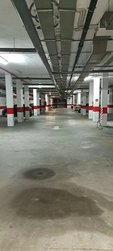 Garage - 1-Bed Apartment with Pool on Avenida Del Decano