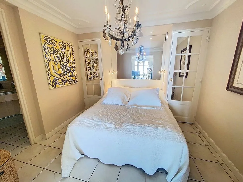 Chambres - Appartement de Luxe avec Vue Mer à Cannes