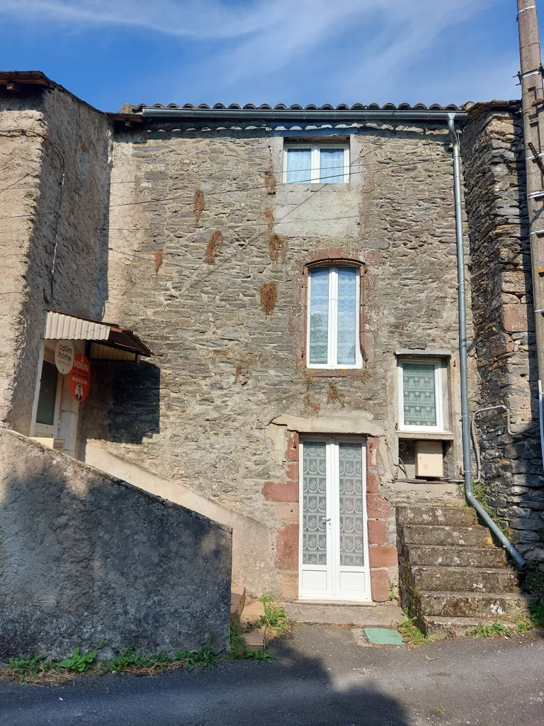 Välivaade - Village Stone House with River Access in Aveyron