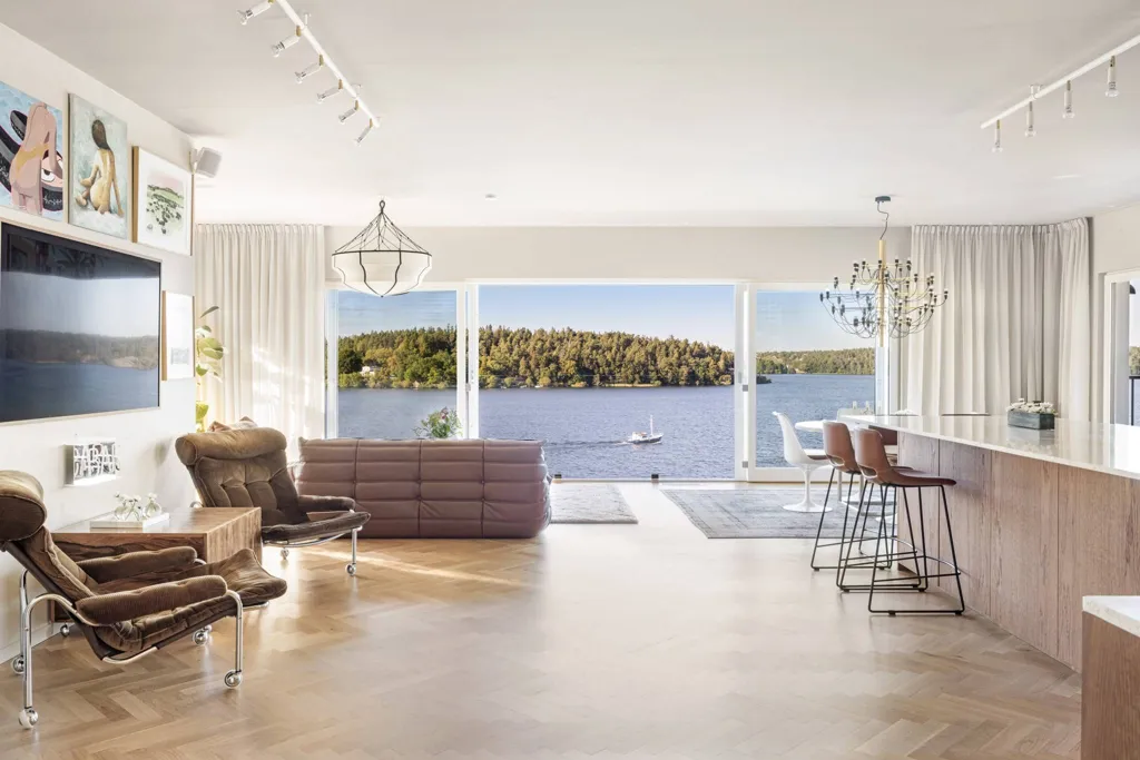 Living Room - Modern Apartment with Mälaren View in Mälarhöjden