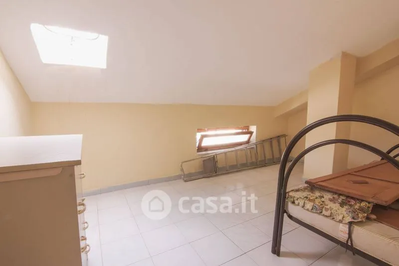 Magamistoad - Three-Bedroom Apartment with Balcony in Manocalzati