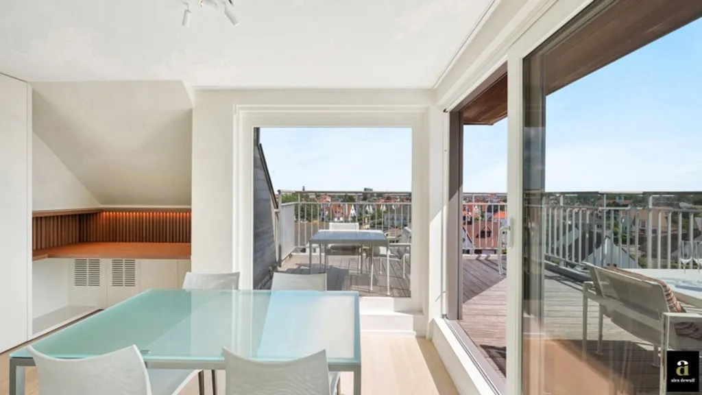 Salle à manger - Penthouse Ensoleillé avec Terrasses à Knokke