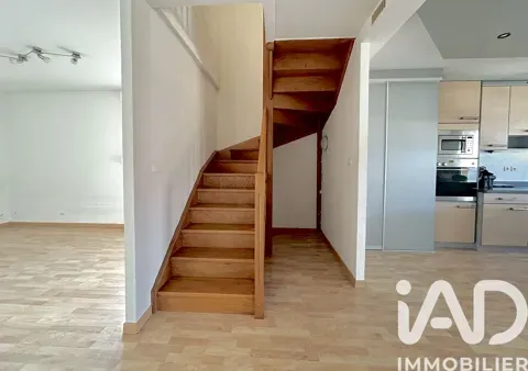 Cuisine - Duplex Lumineux avec Balcons à Oeting