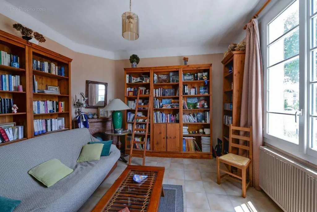 Séjour - Maison avec piscine et jardin à Fenouillet