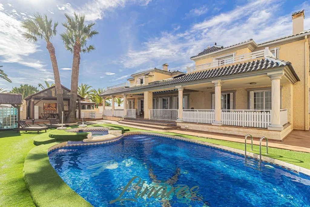 Bassein - Luxury Villa with Sea View in La Manga del Mar Menor