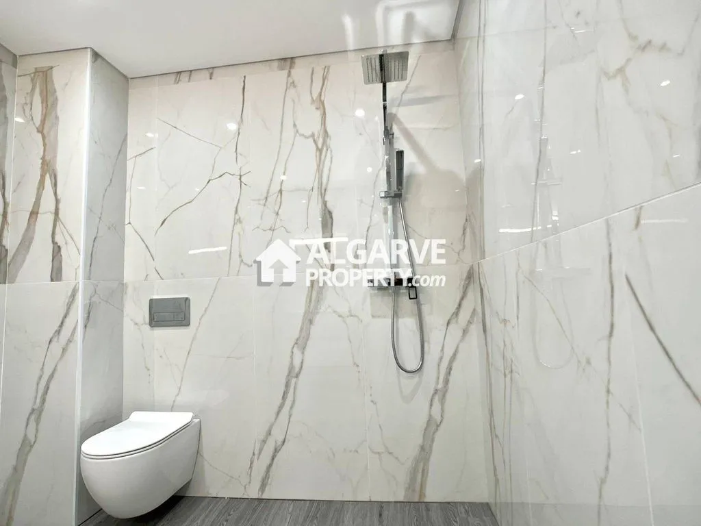 Vannitoad - Luxury Flat with Pool in Olhão