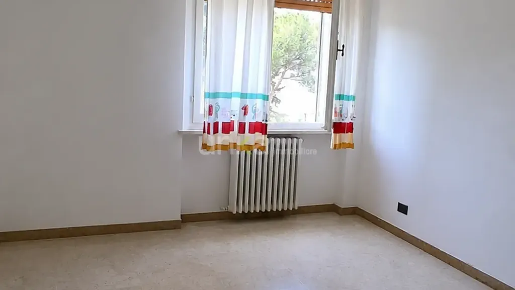 Pièces - Apartment with Panoramic Balcony in Jesi