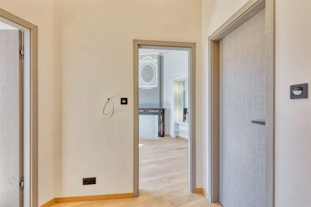 Hallway - New Flat with Terrace in City Centre
