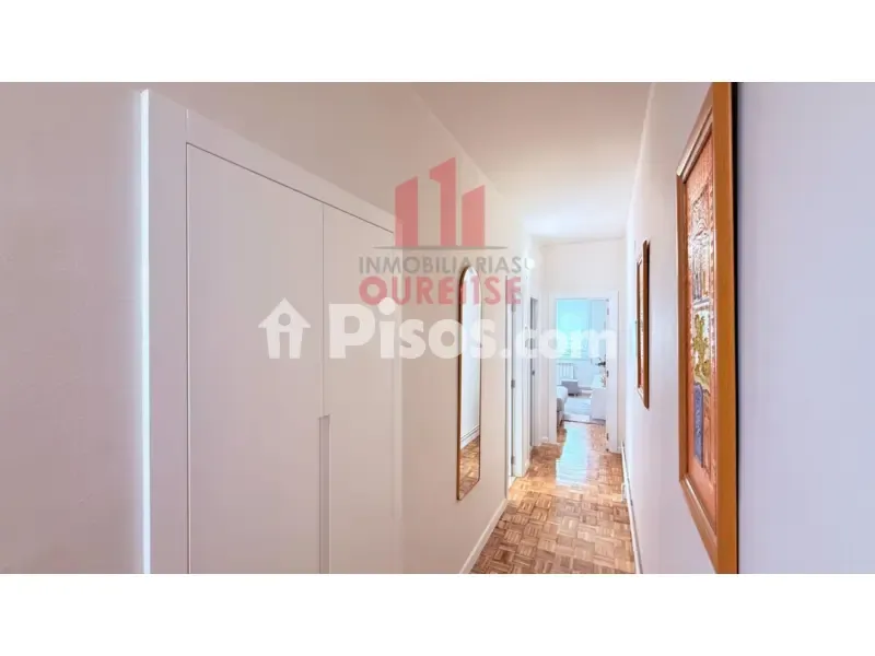 Esik - Student-Friendly Flat with Balcony in A Ponte