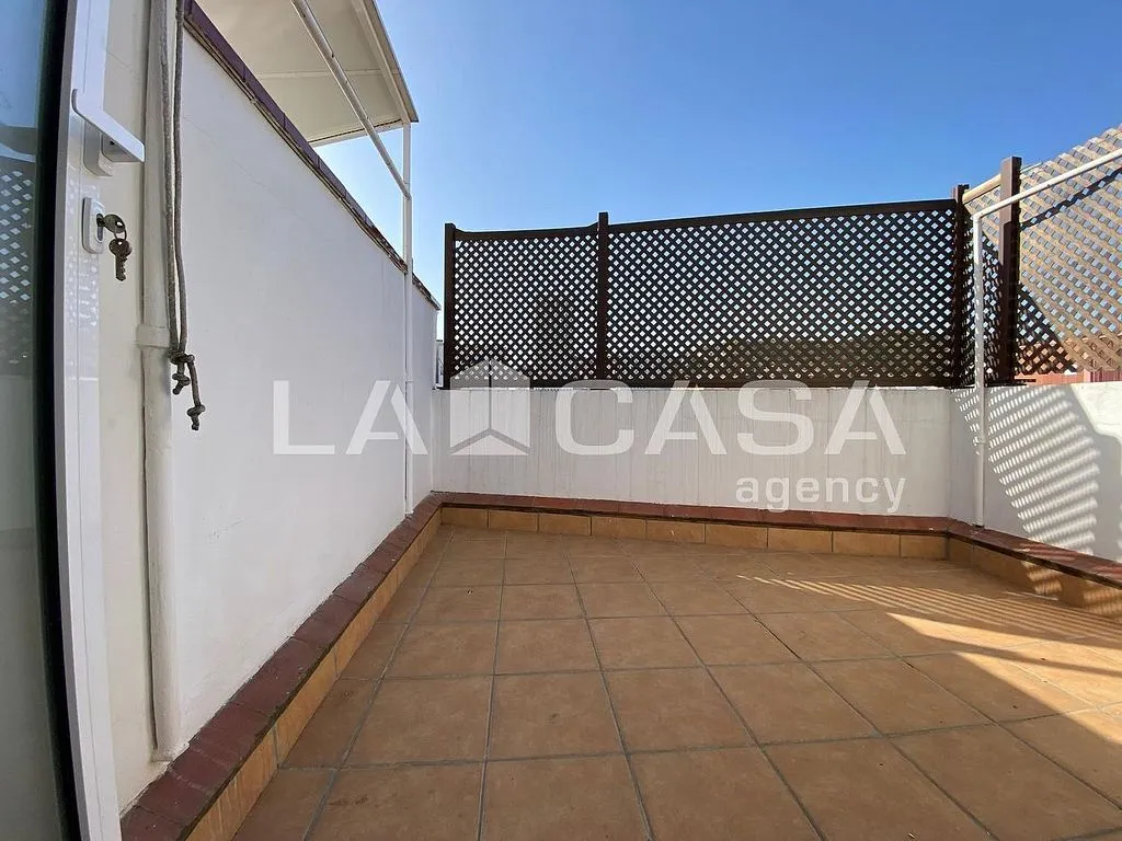 Terrass - Duplex with Balcony in Santa Coloma de Gramenet