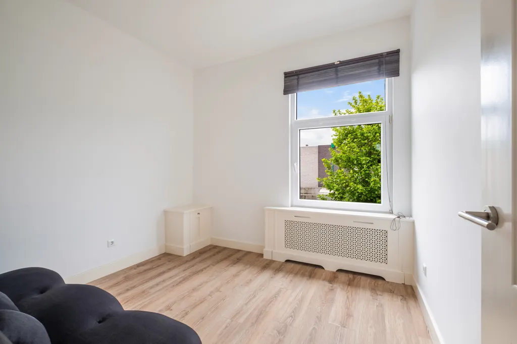 4-toaline korter asukohas Den Haag