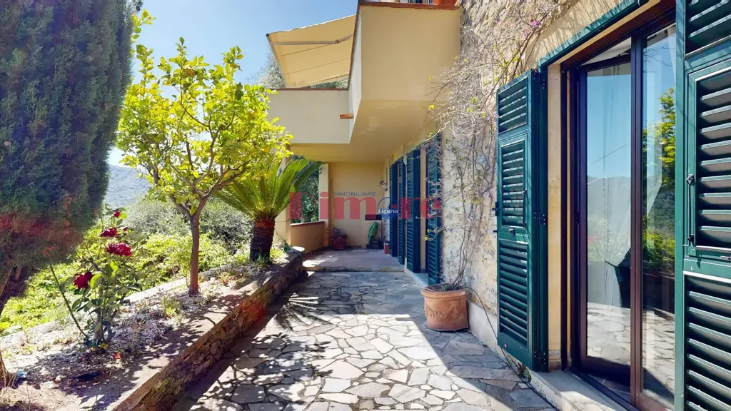 Terrasse - Restored Stone Villa with Open Valley View in Casanova Lerrone
