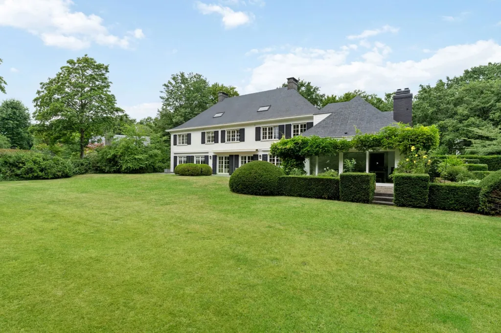 Garden - Villa with Pool in Brasschaat Centre