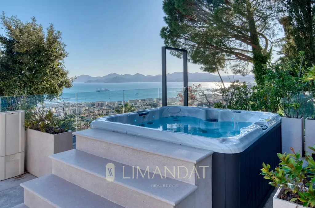 Terrasse - Villa de luxe avec vue mer à Cannes