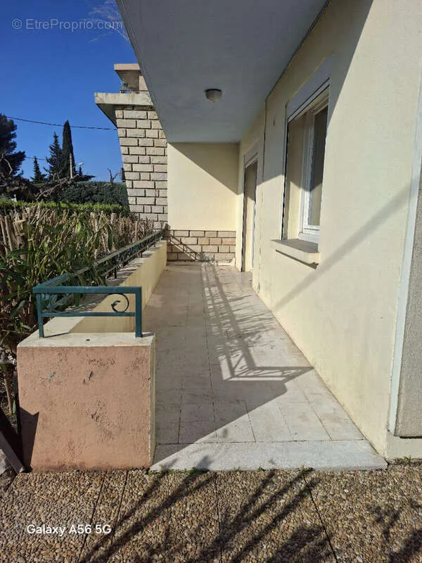 Balkon - Apartment with Private Garden in La Valette-du-Var