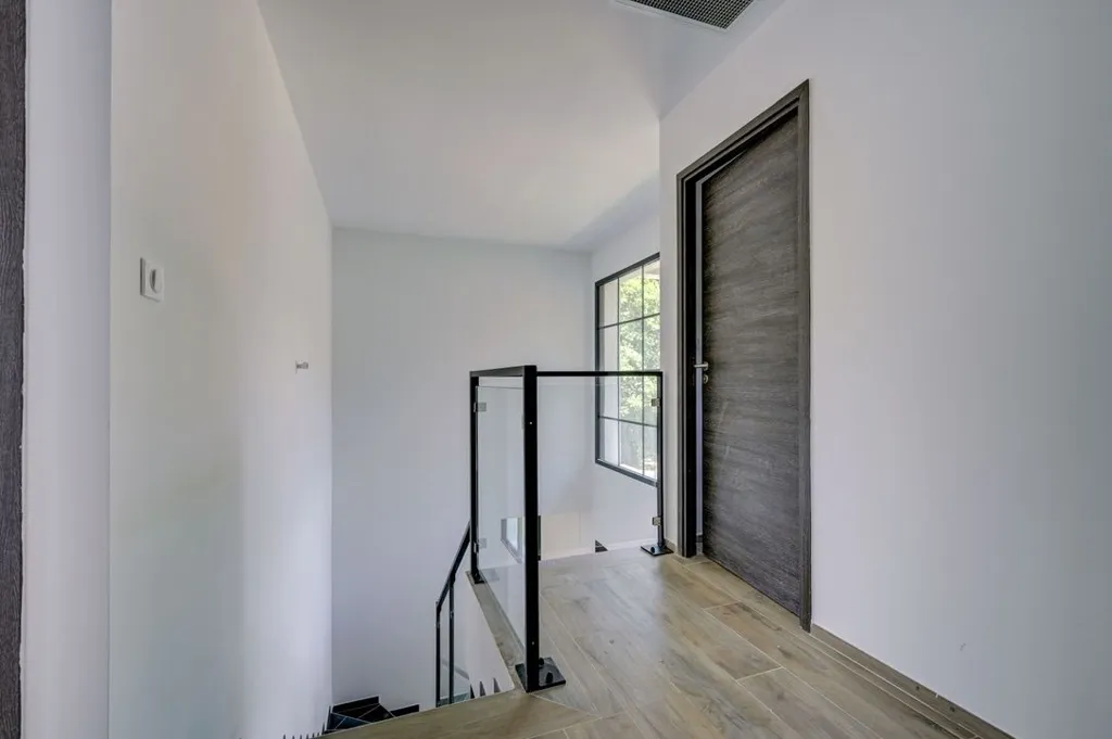 Ingresso - Contemporary Villa with Pool in Roquevaire