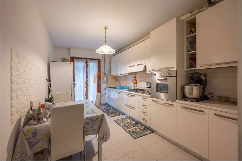 Cuisine - Rearranged Apartment with Terrace in Perugia