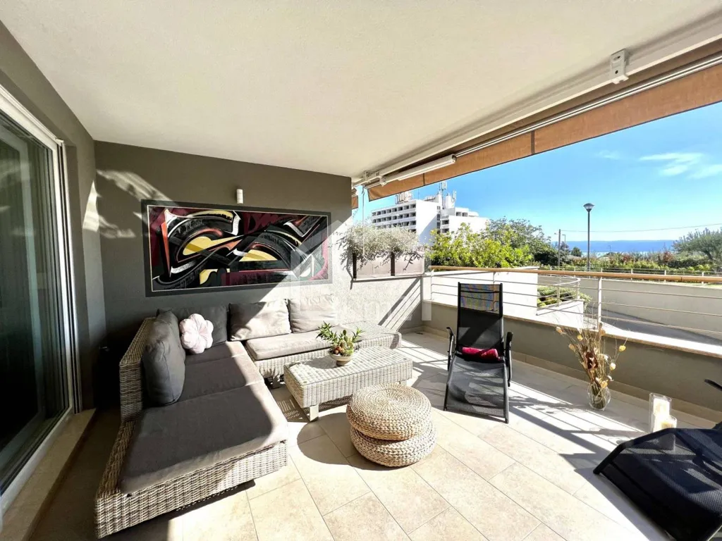 Balcone - Modern Apartment with Sea View in Split