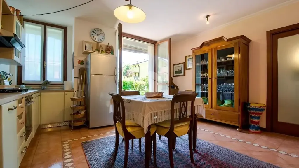 Söögituba - Rustic Apartment with Private Garden in Sirmione