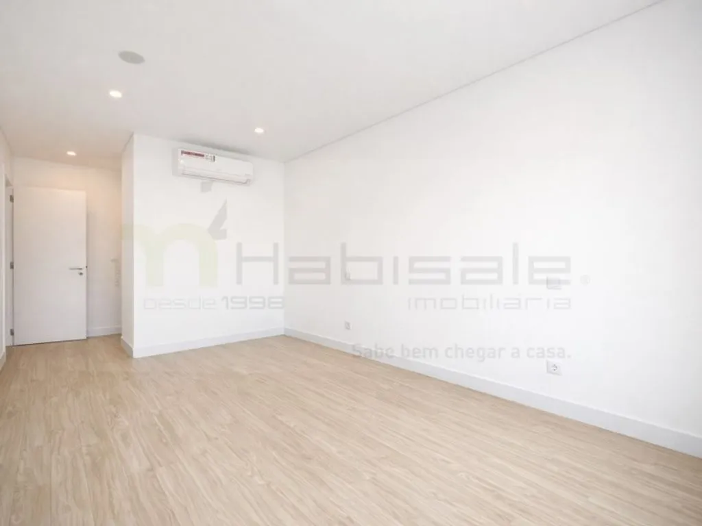 Chambres - Luxury T2 Apartment with Two Fronts in Loures