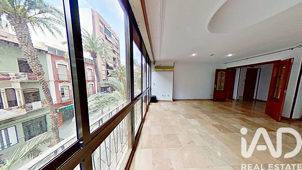 Living Room - Apartment with Central Location in Alicante