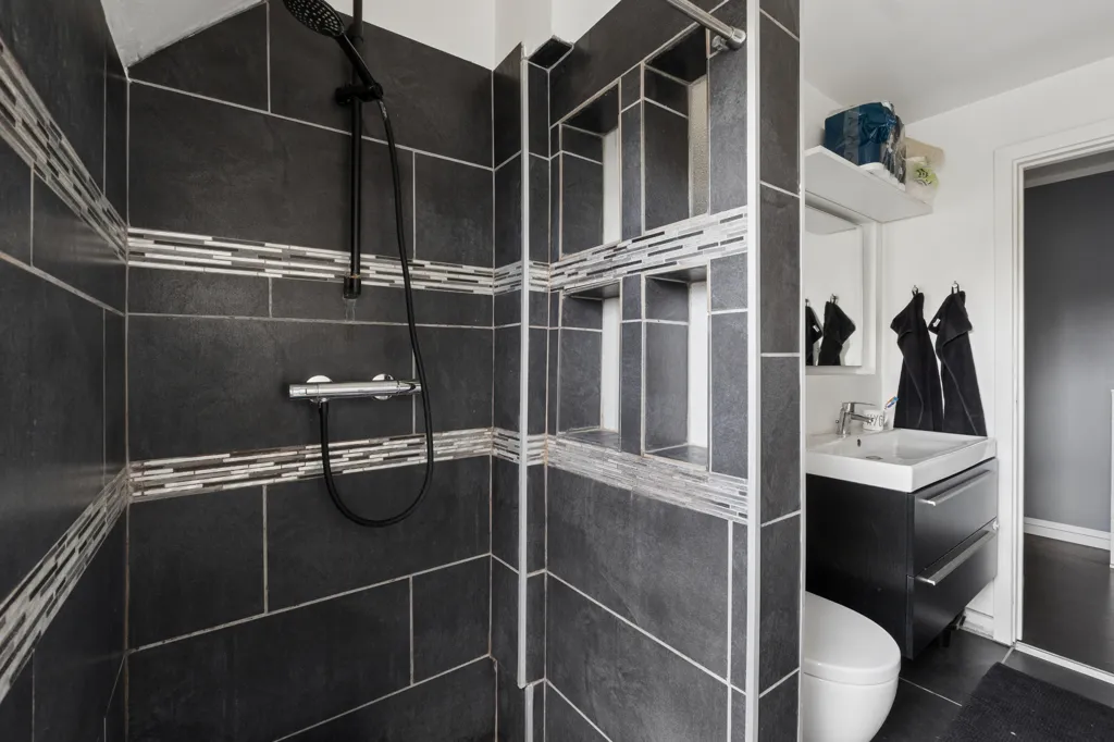 Salles de bain - Architectural Flat with Views in Hvidovre