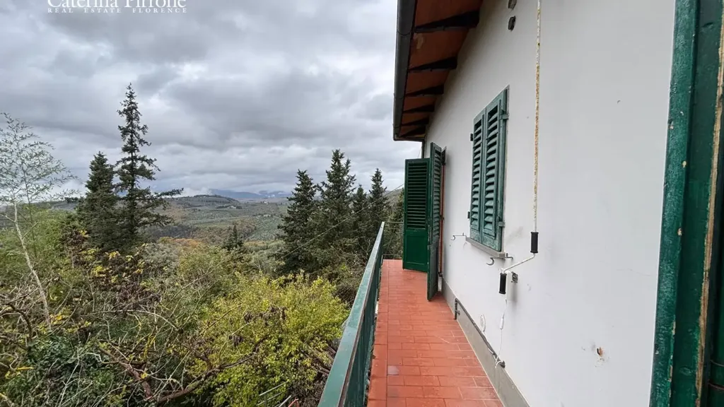 Rõdu - Terraced House with Garden in Reggello