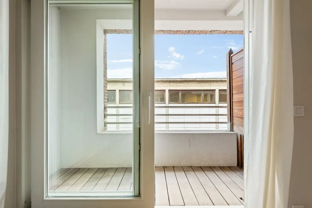 Balcon - Appartement de Deux Chambres avec Terrasse à l'Ouest