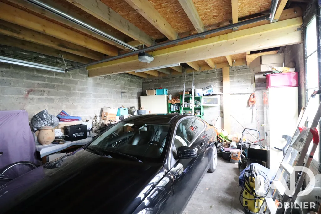 Garage - Stone House with Pool in Lormont