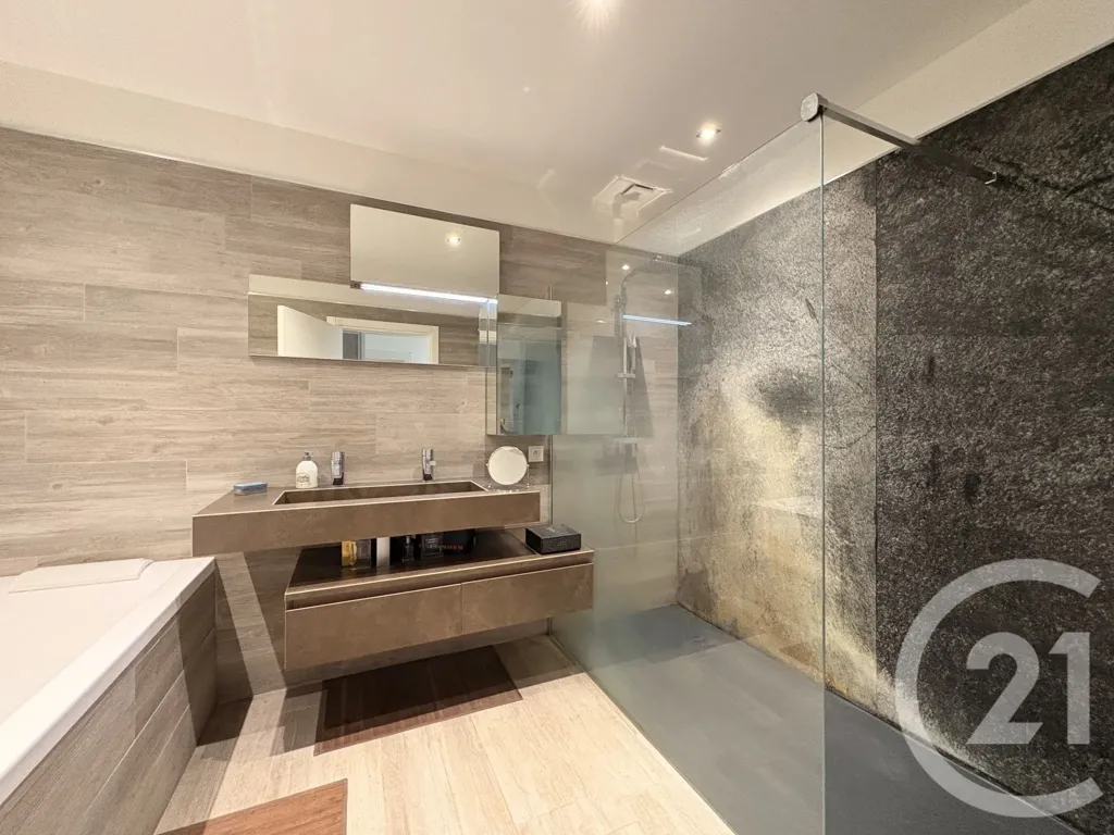 Vannitoad - Architect's Villa with Pool in Agde