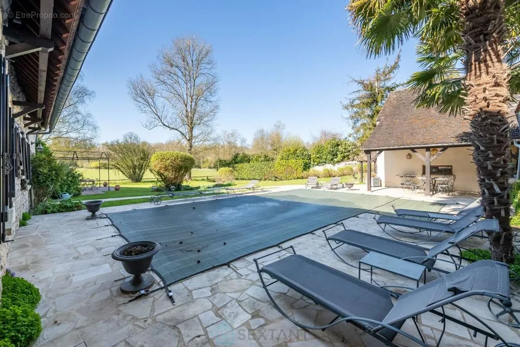Maison 10 pièces à Fontainebleau