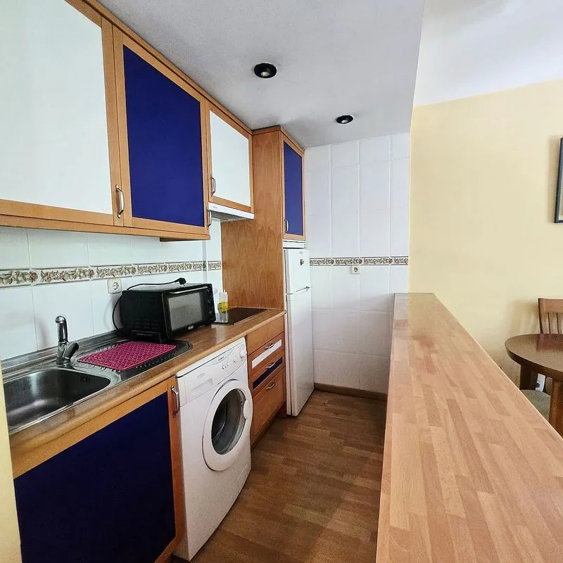 Köök - Furnished Flat with Balcony in Pinto Centre