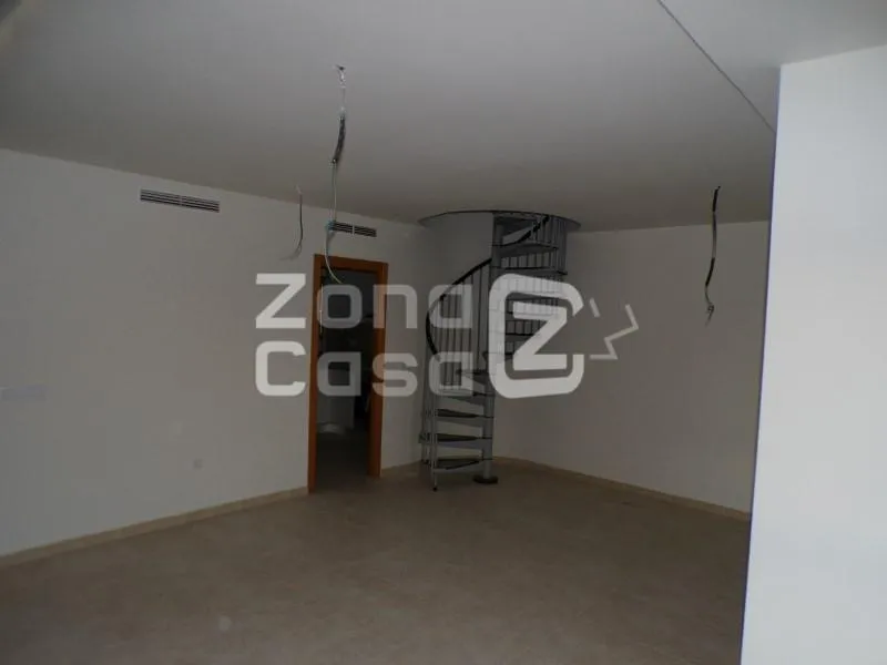 Pièces - New Duplex with Terrace in La Pobla Llarga