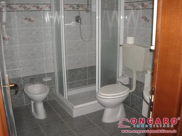 Salles de bain - Semi-detached House with Garden in Copparo Centre