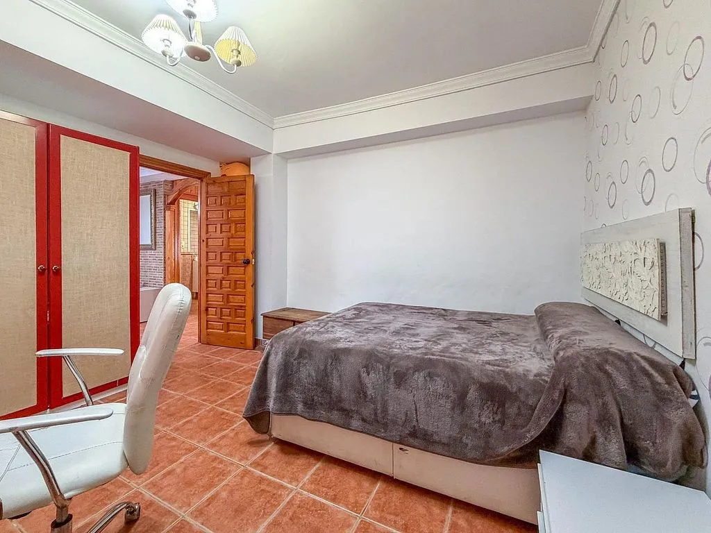 Magamistoad - Ground Floor Flat with Patio in Granada Centre