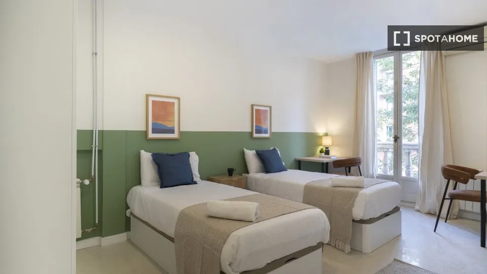 Chambres - Shared Room with Kitchen in Arapiles, Madrid