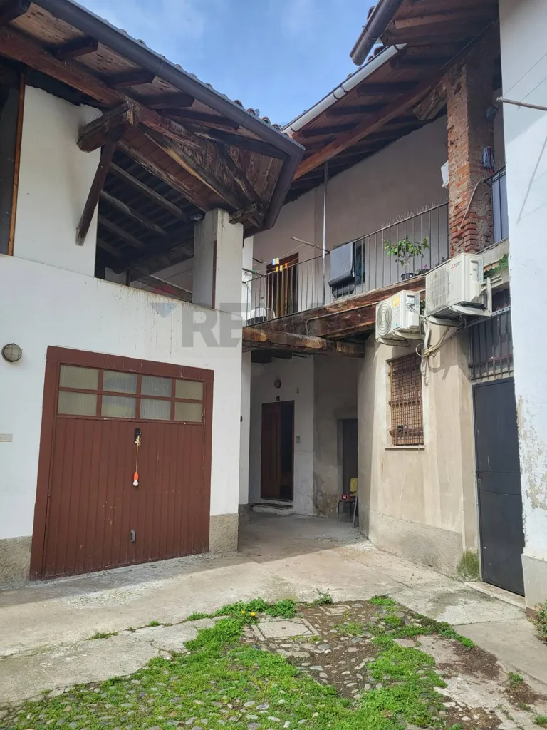 Giardino - Spacious Garage in Trezzo sull'Adda