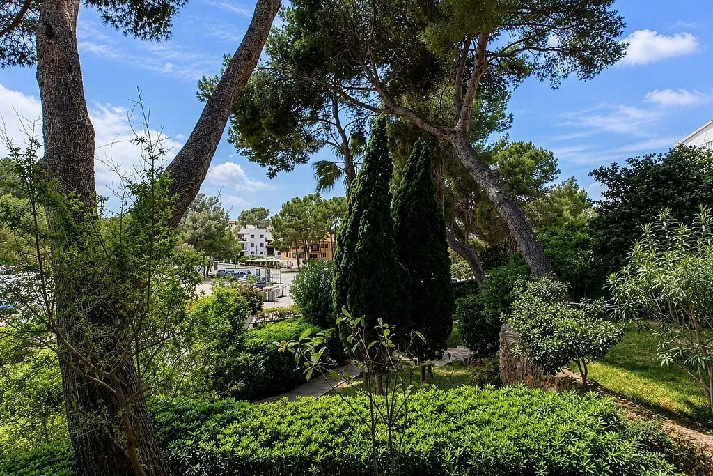 Aed - Modern Flat with Pool in Santa Ponsa