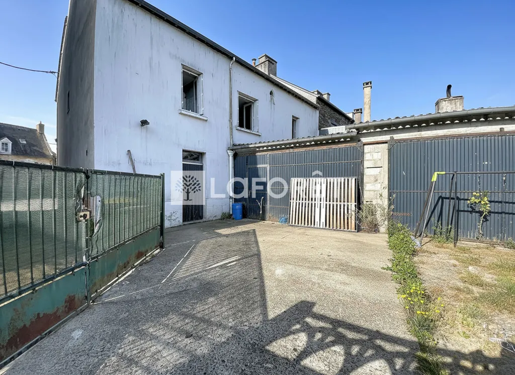 Aed - Versatile House in Centre Bourg, Sixt-sur-Aff