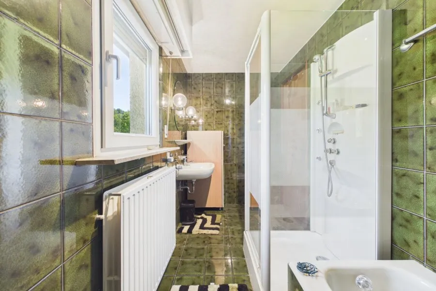 Bathrooms - Terraced House with Garden in Kopstal
