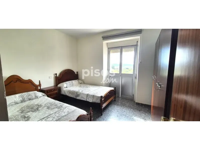 Chambres - Regulated House with Garden in Alcaucín