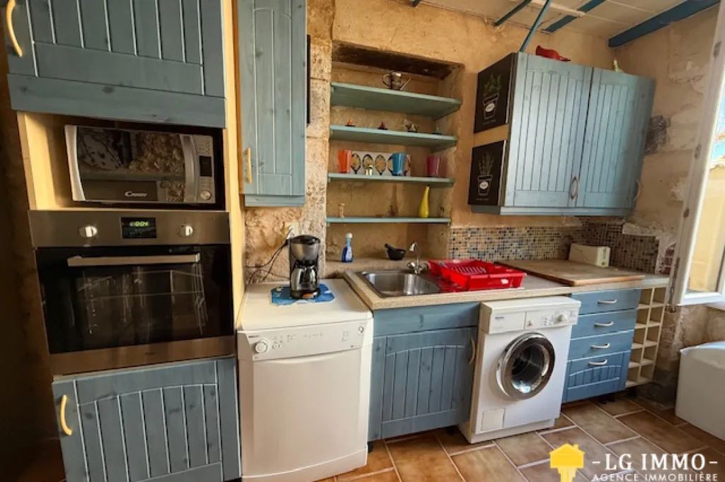 Köök - Charming 3-Piece Villa in Saint-Thomas-de-Conac