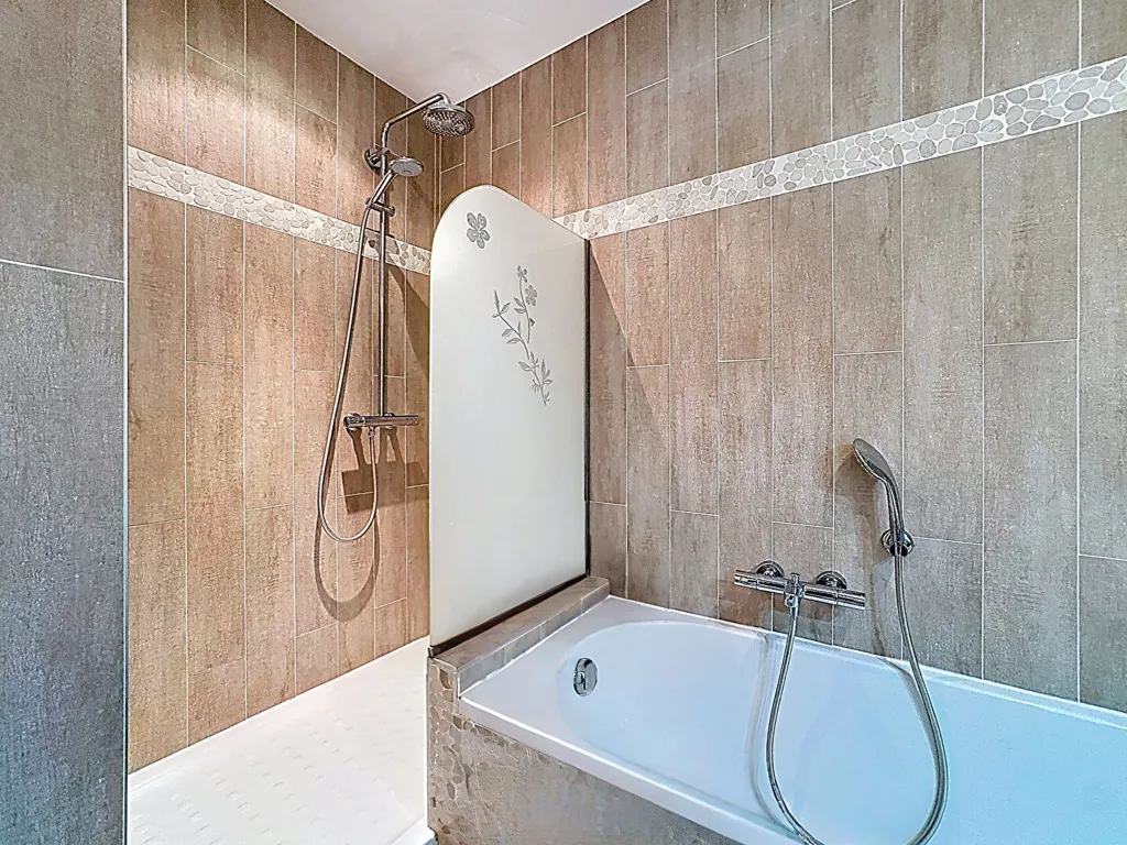 Salles de bain - Appartement de Charme Provençal à Avignon Intra-Muros