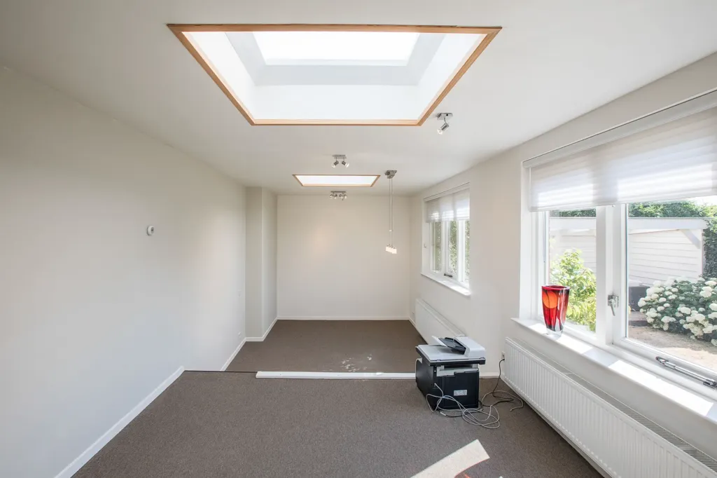 Esik - Semi-detached House with Office Space in Arnhem