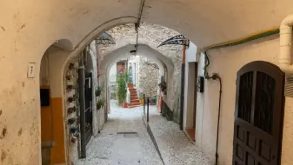 2-Bedroom Apartment in Bordighera
