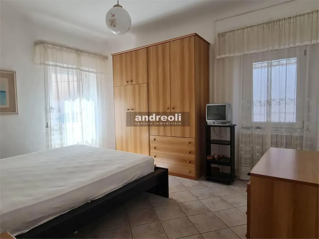 Chambres - Restored Stone Townhouse in Castelplanio