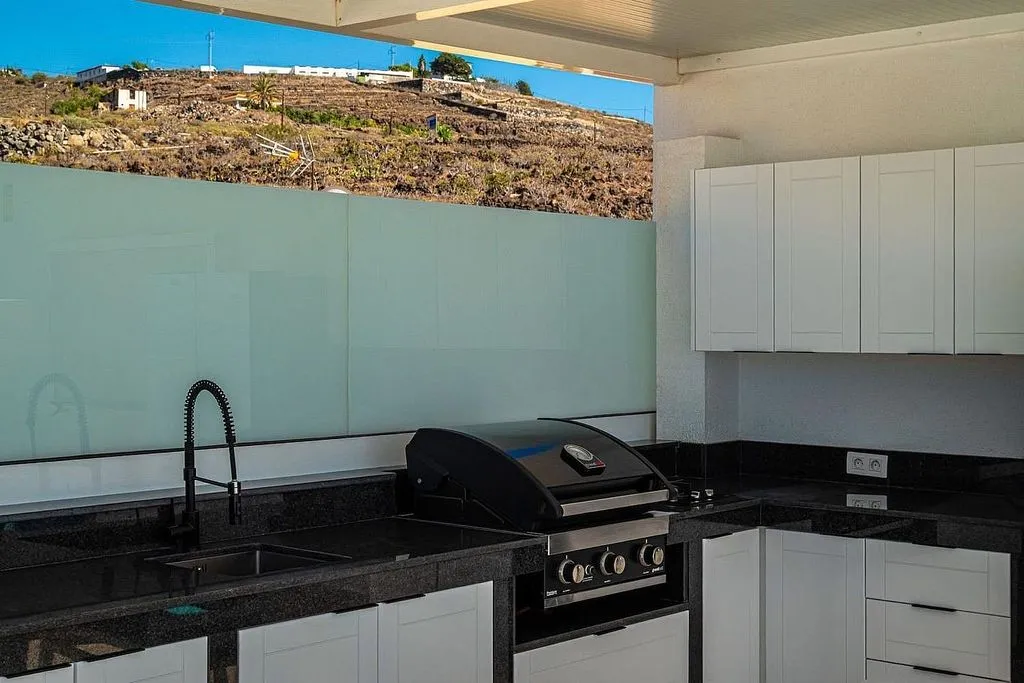 Cuisine - Luxury Apartment with Rooftop Terrace in Adeje