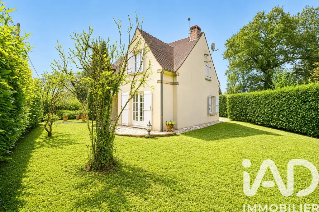 Giardino - Detached House with Terrace in Précy-sur-Oise
